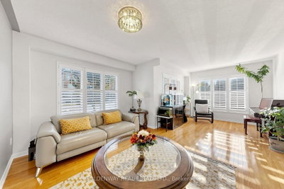 2200 Bur Oak Avenue • Markham, ON photo 3