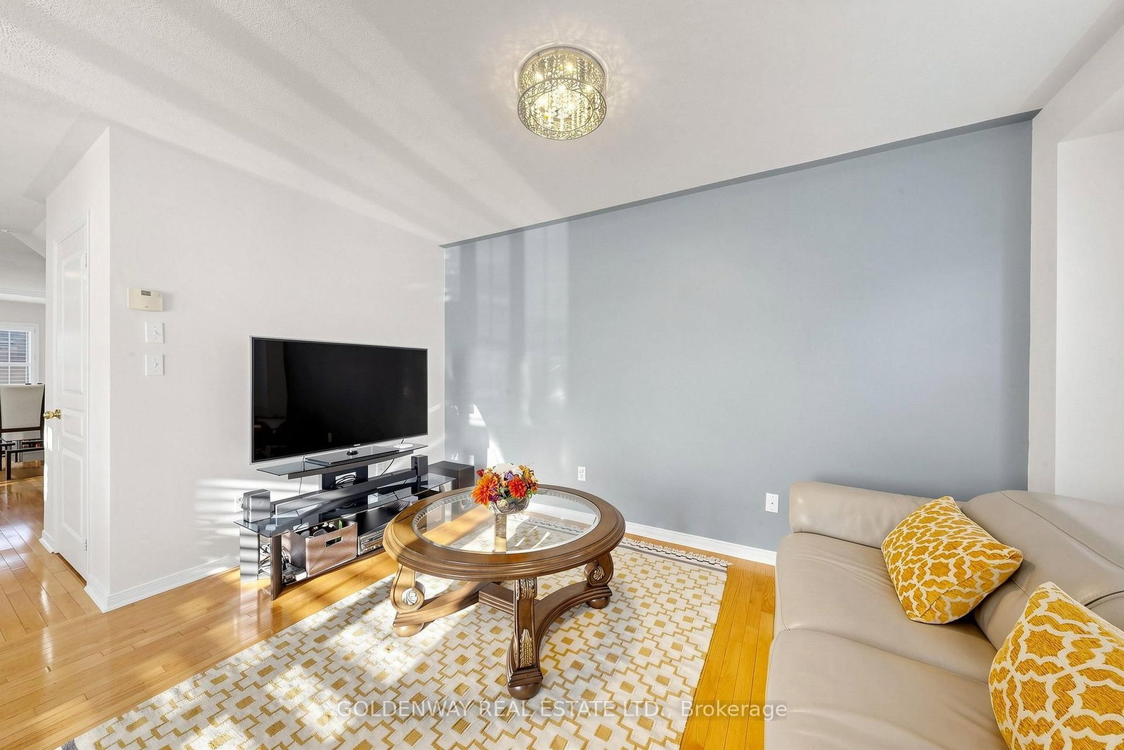 2200 Bur Oak Avenue • Markham, ON photo 5