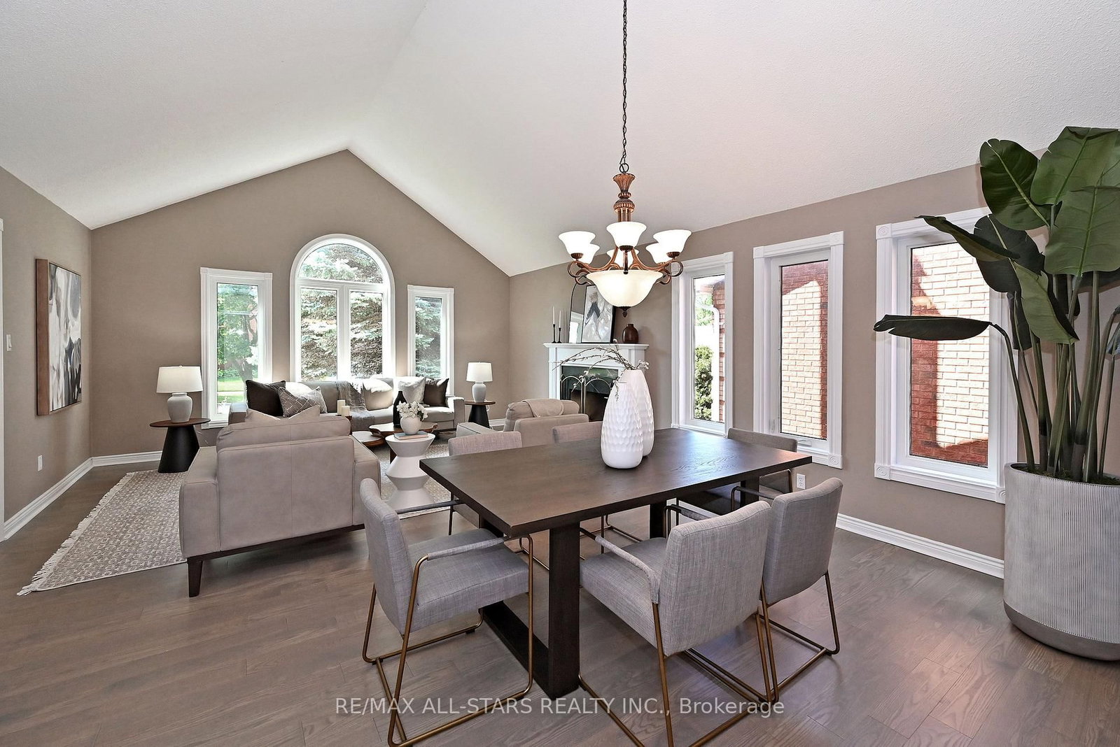 34 Captain Armstrong Lane • Markham, ON photo 10
