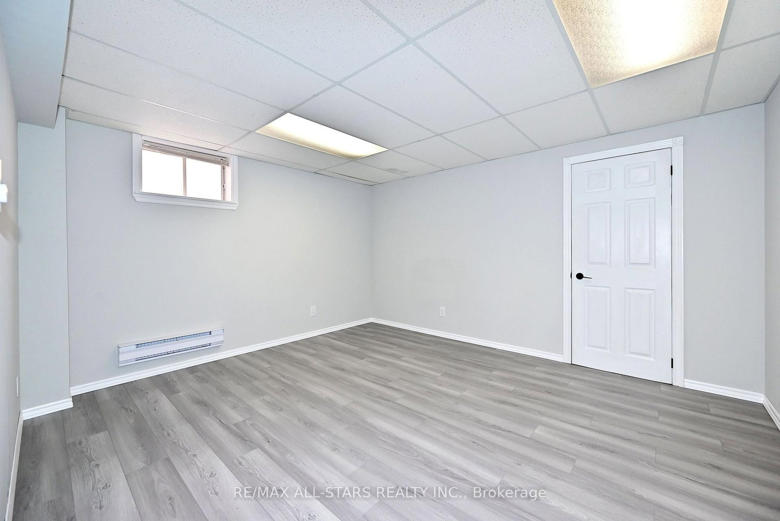 34 Captain Armstrong Lane • Markham, ON photo 32