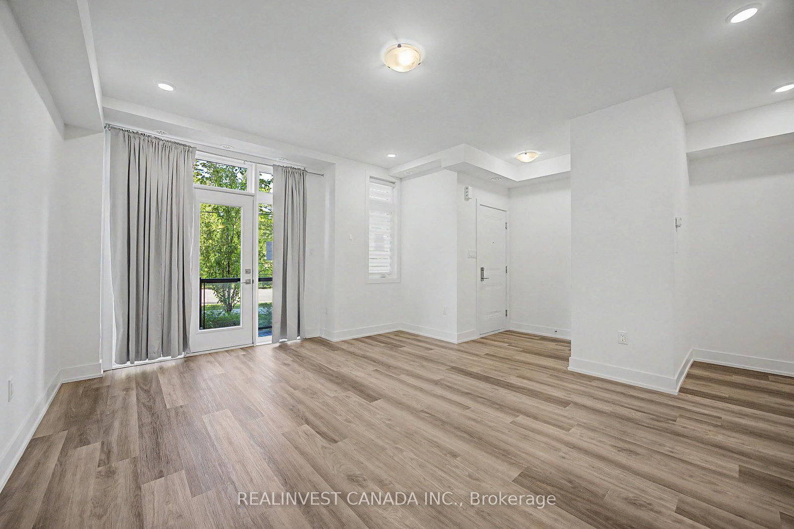 3 Bond Crescent • #10 • Richmond Hill, ON photo 15