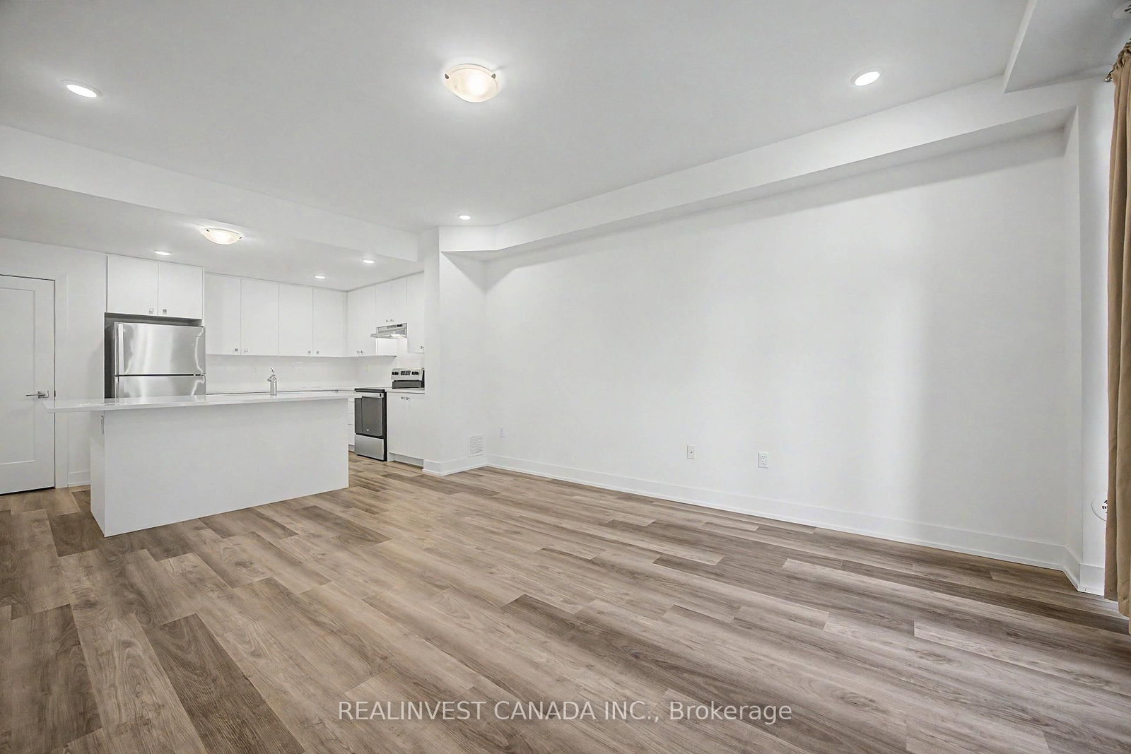3 Bond Crescent • #10 • Richmond Hill, ON photo 16