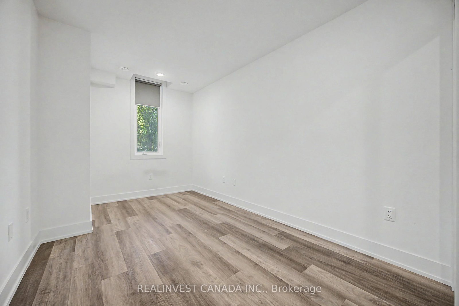3 Bond Crescent • #10 • Richmond Hill, ON photo 27