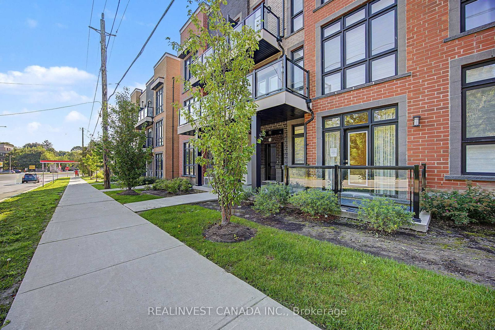 3 Bond Crescent • #10 • Richmond Hill, ON photo 4