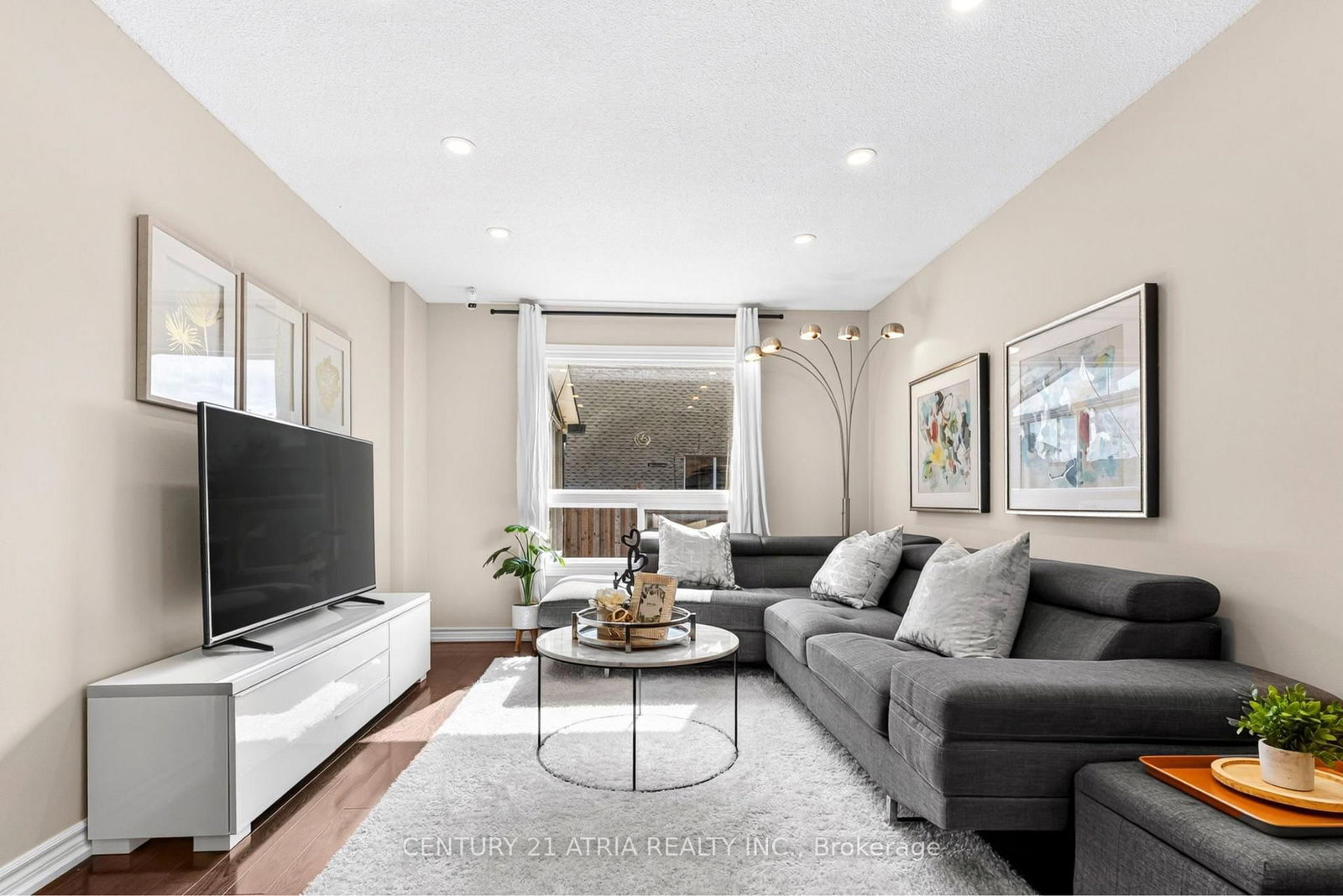 22 Ketchum Crescent • Markham, ON photo 4