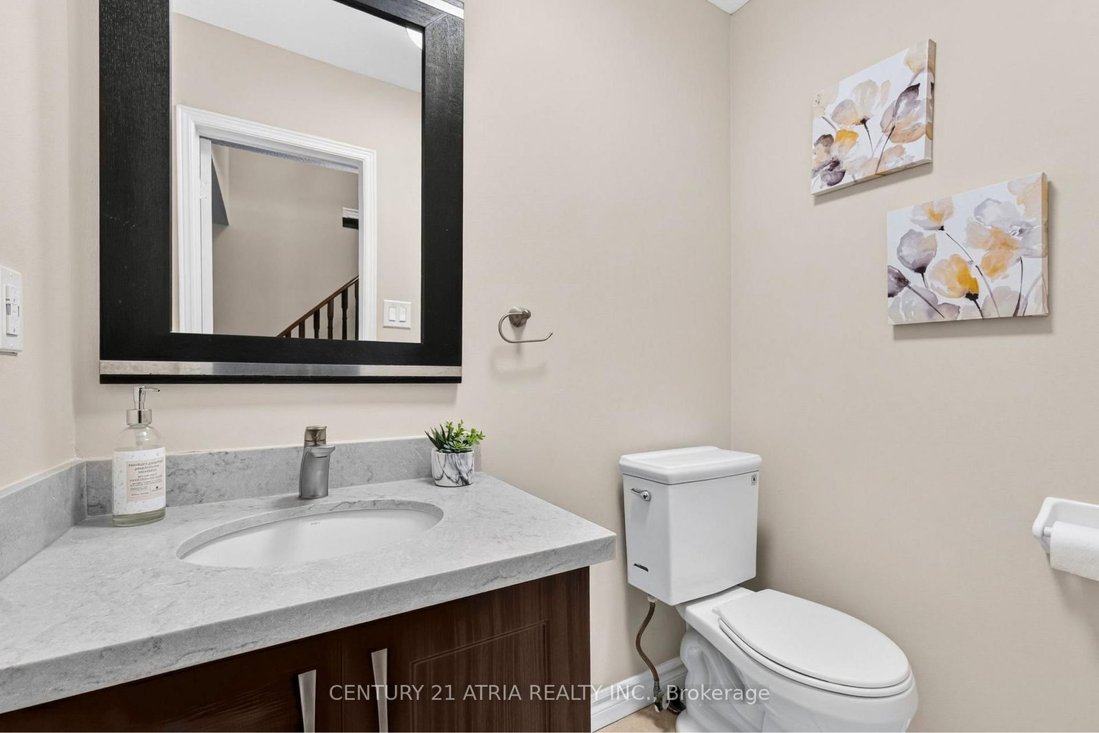 22 Ketchum Crescent • Markham, ON photo 8