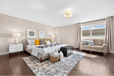 22 Ketchum Crescent • Markham, ON photo 9