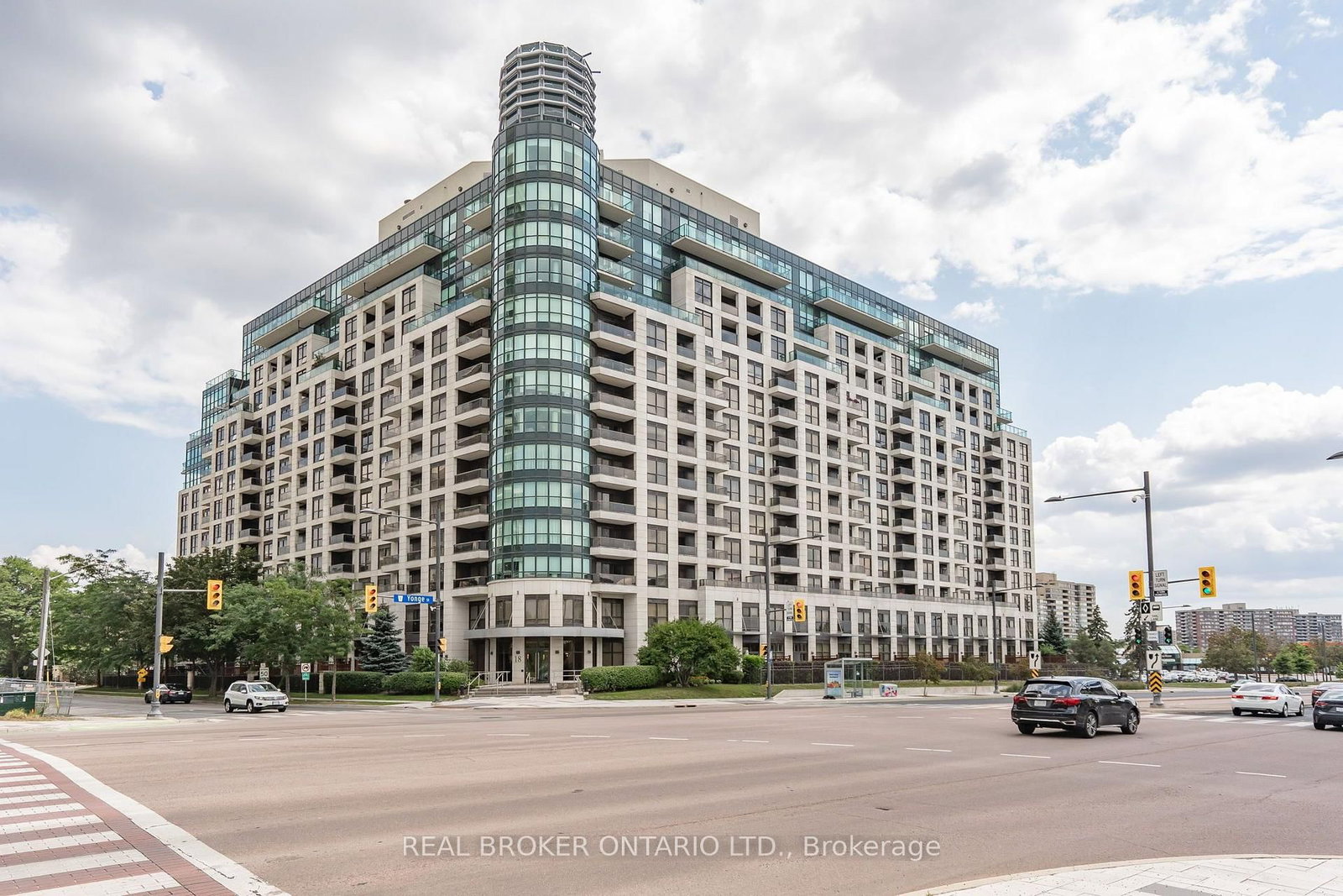 18 Harding Boulevard • #PH208 • Richmond Hill, ON photo 1