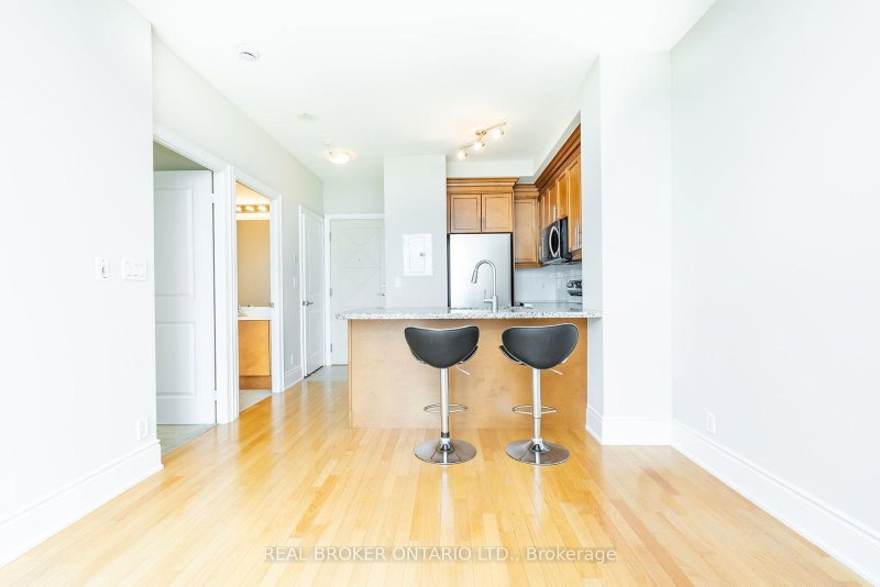PH208 - 18 Harding Boulevard