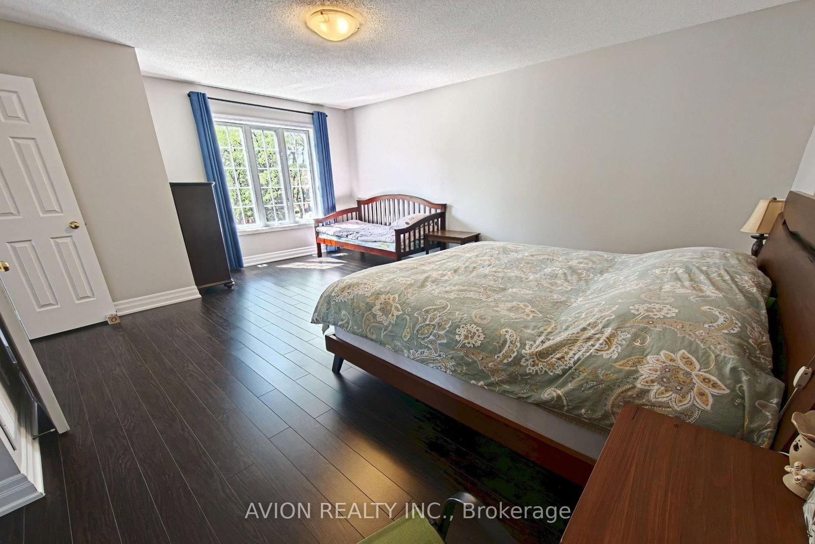 20 St Moritz Way, Unit 9 - Photo 16