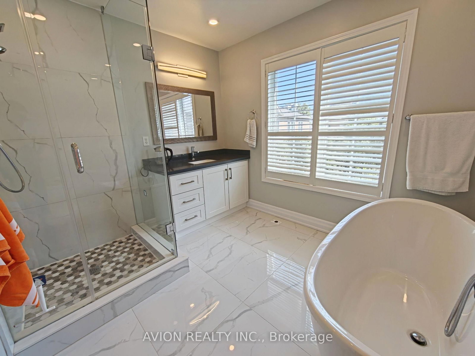 20 St Moritz Way, Unit 9 - Photo 18