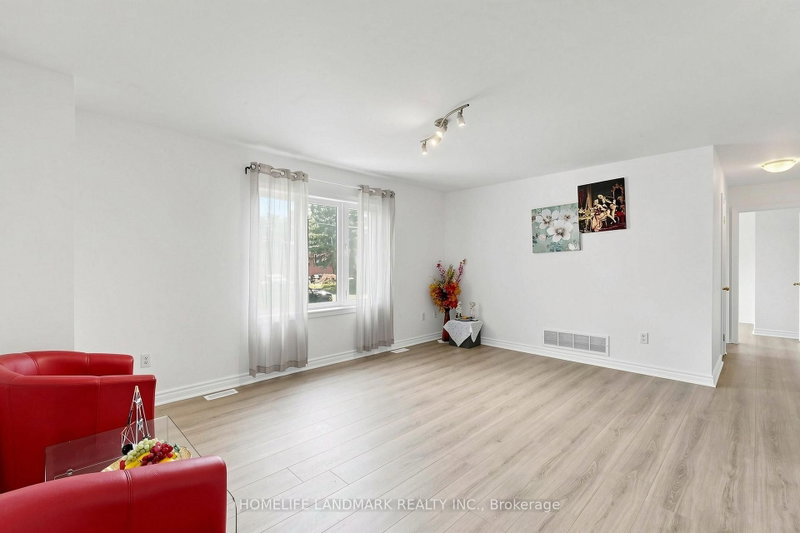 328 Winnifred Drive