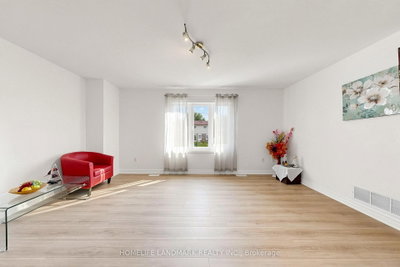 328 Winnifred Drive • Georgina, ON photo 4