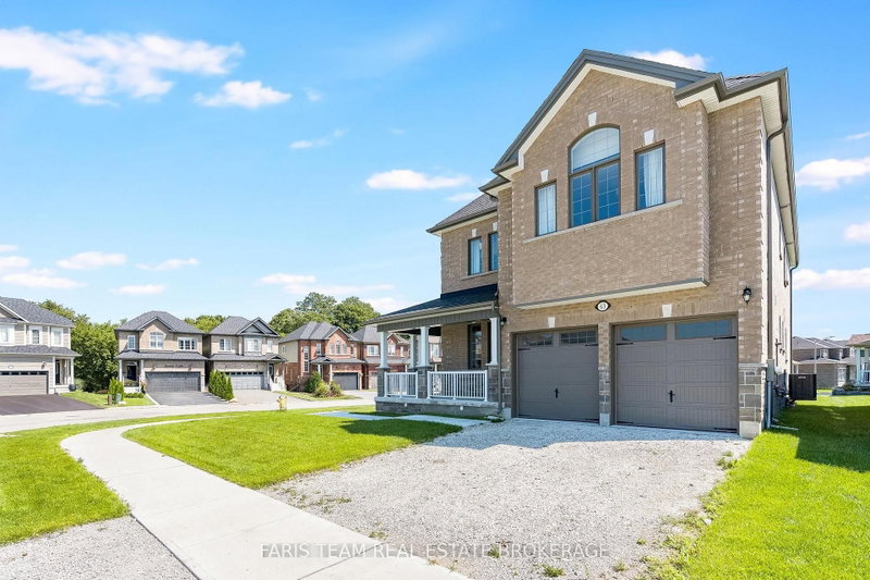 63 Wood Crescent