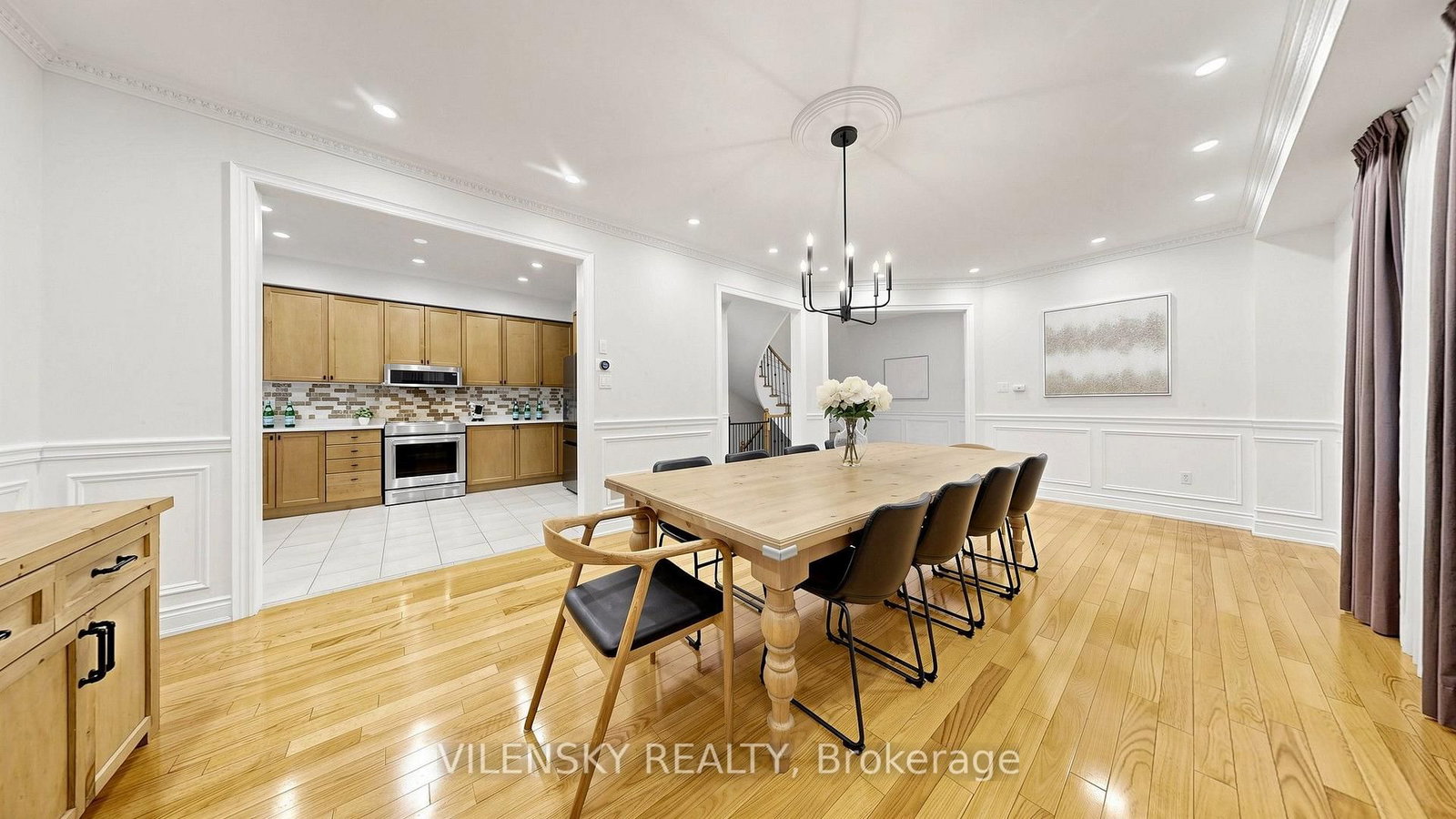 464 Apple Blossom Drive • Vaughan, ON photo 6