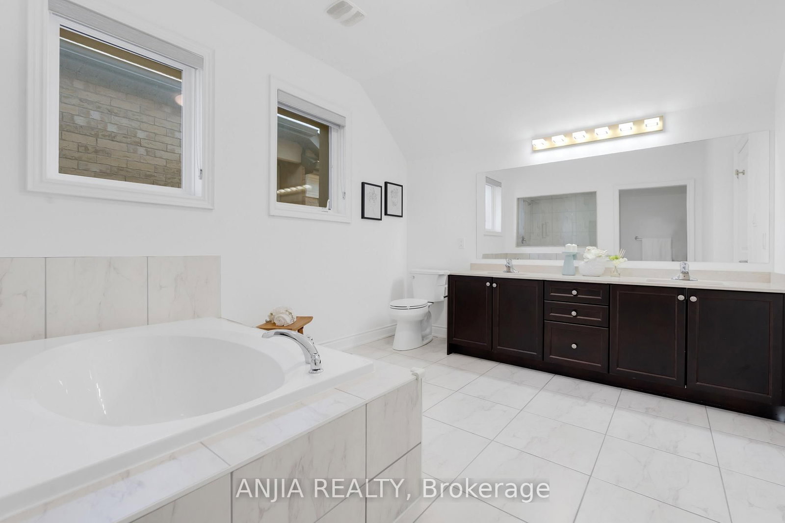 9 Mario Avenue • Markham, ON photo 33