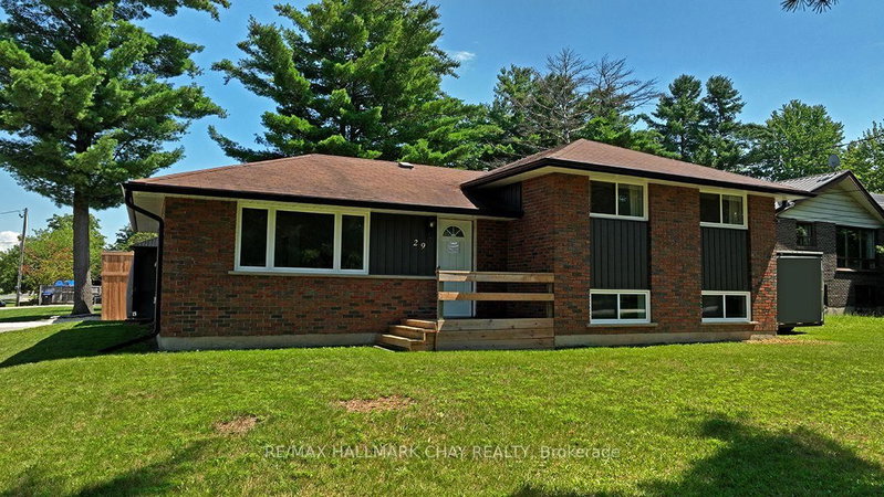 29 Lee Avenue