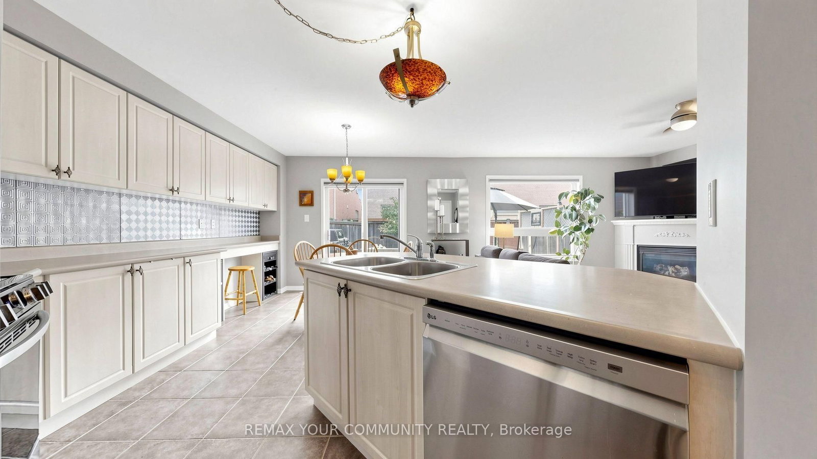 230 Hammersly Boulevard • Markham, ON photo 12