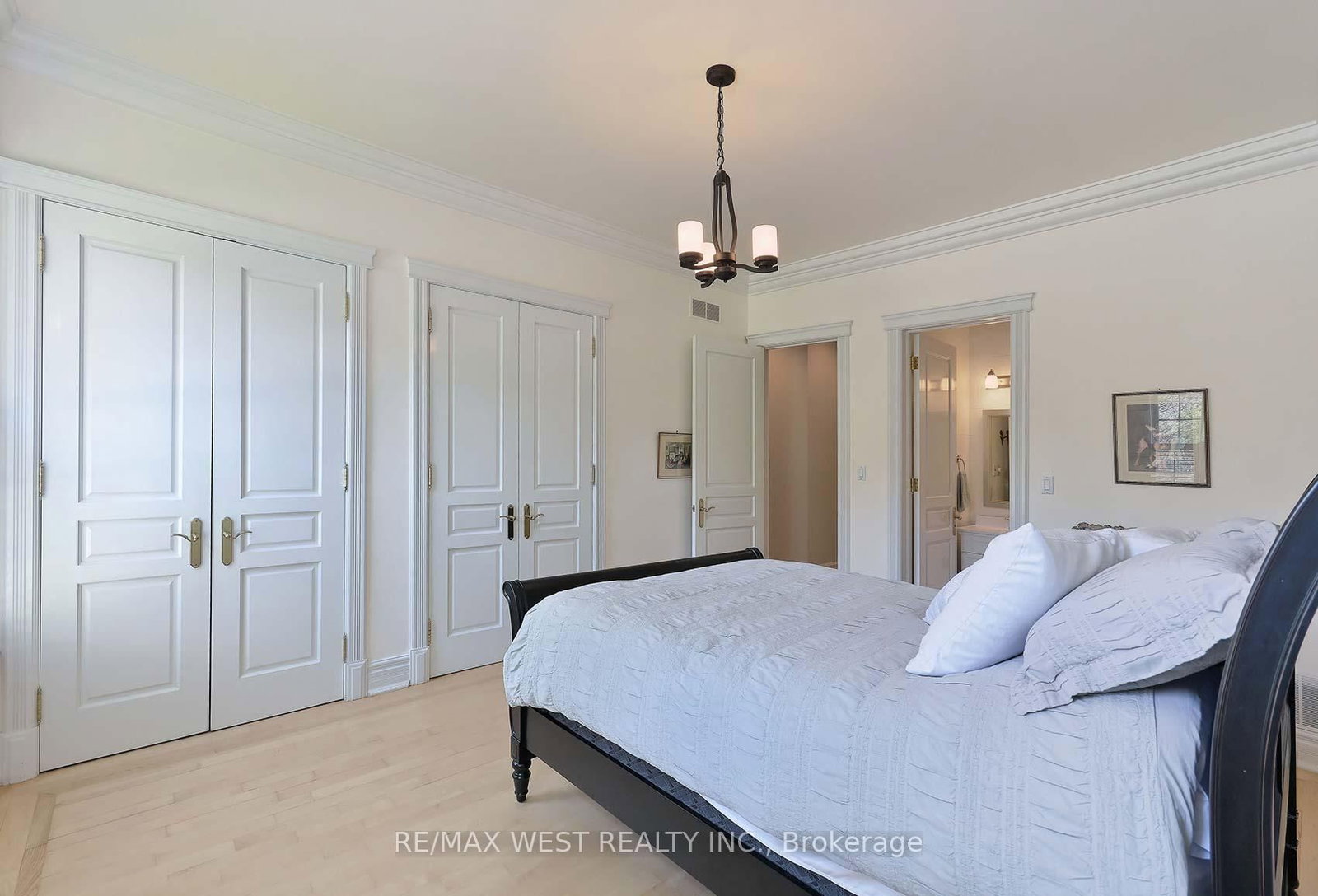 5 Humberview Drive • Vaughan, ON photo 10