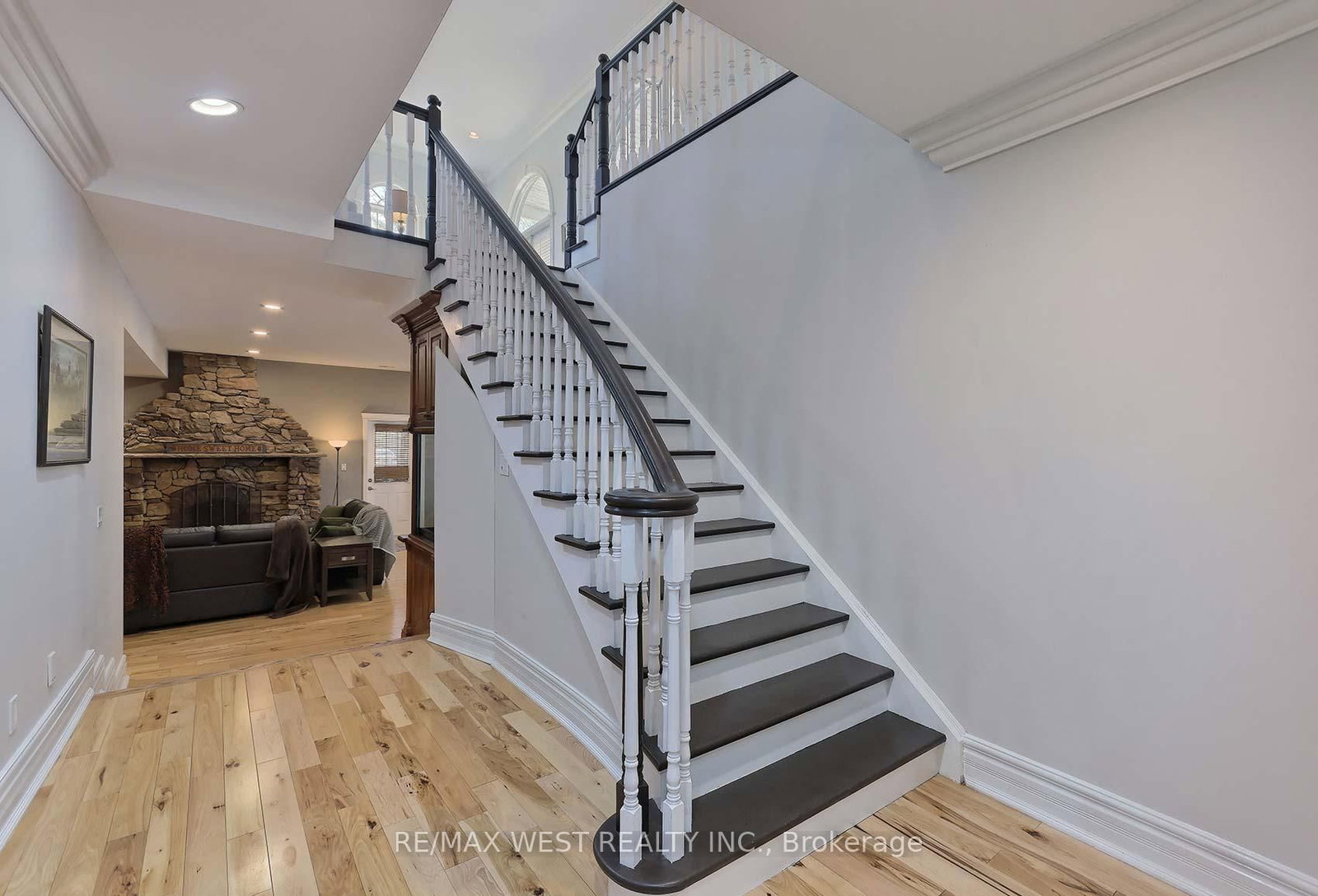 5 Humberview Drive • Vaughan, ON photo 12