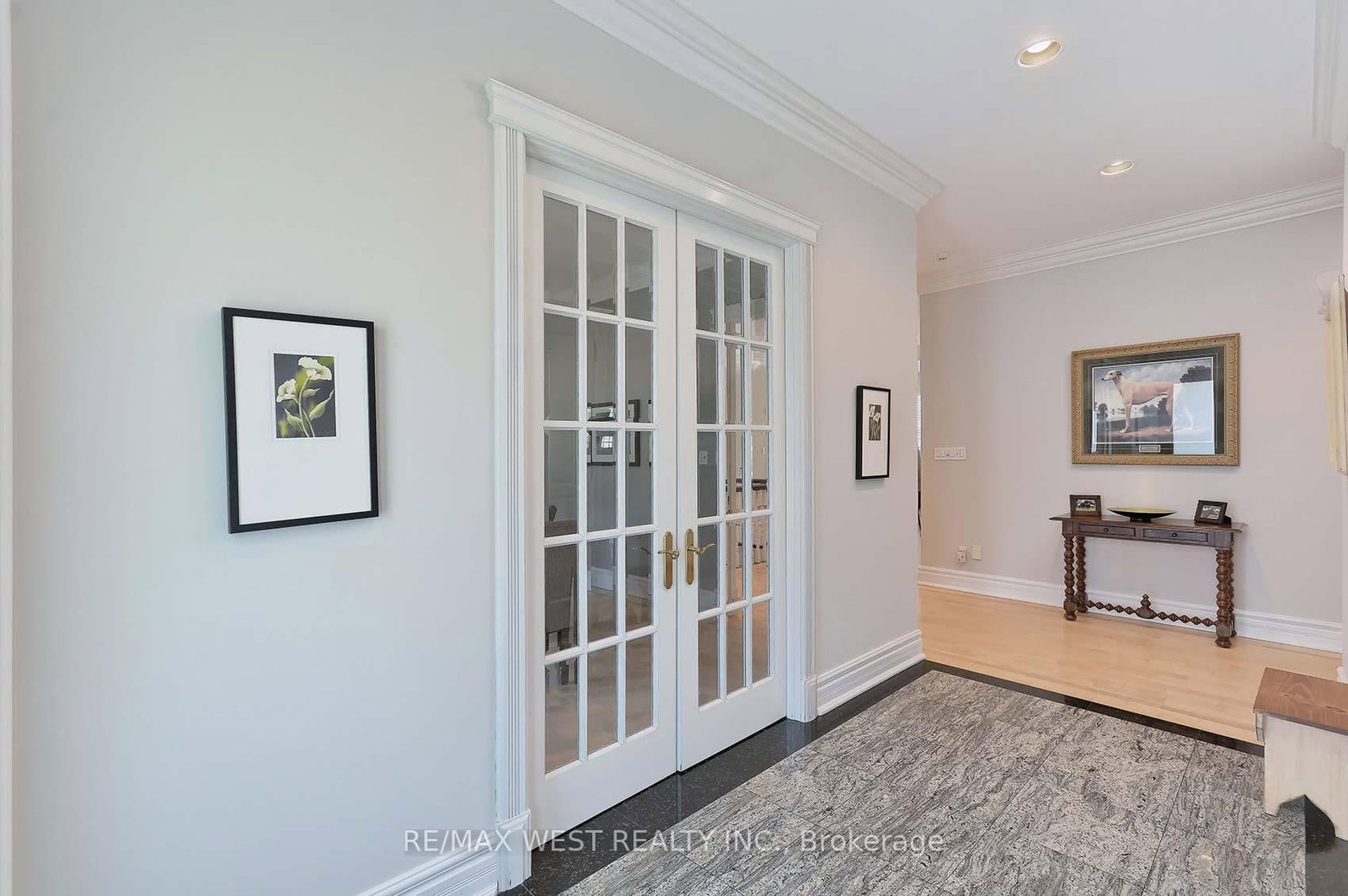 5 Humberview Drive • Vaughan, ON photo 3