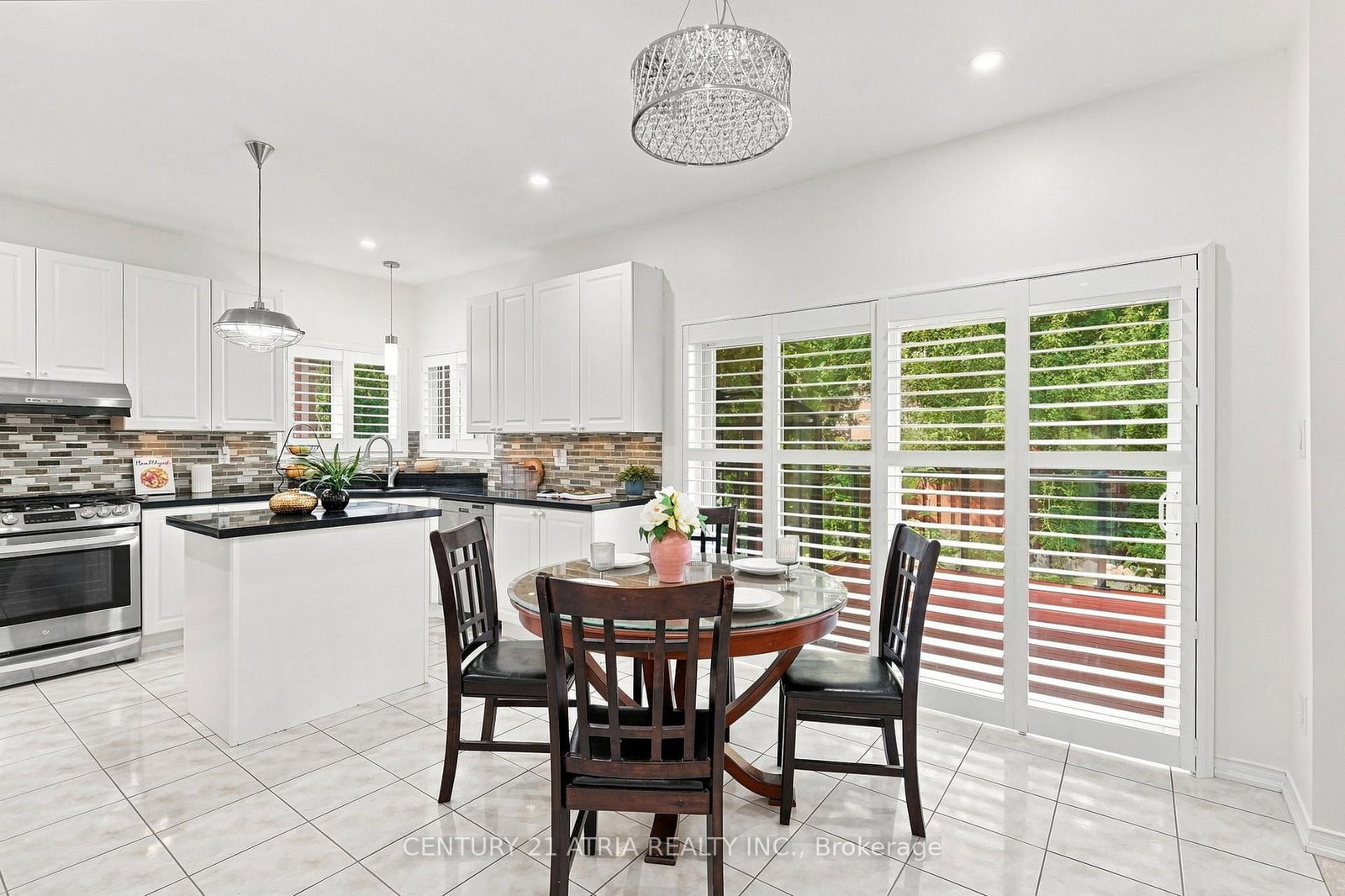 136 Rollinghill Road • Richmond Hill, ON photo 13