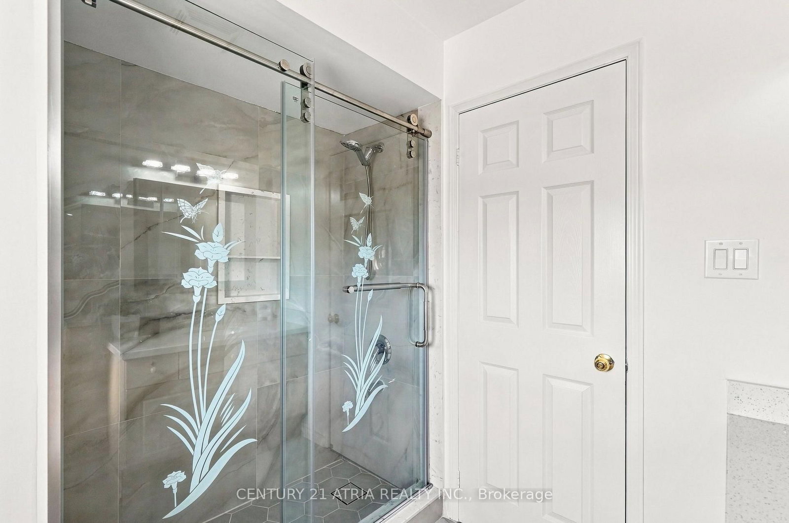 136 Rollinghill Road • Richmond Hill, ON photo 36