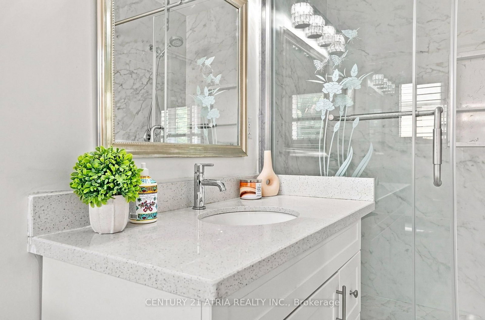136 Rollinghill Road • Richmond Hill, ON photo 38