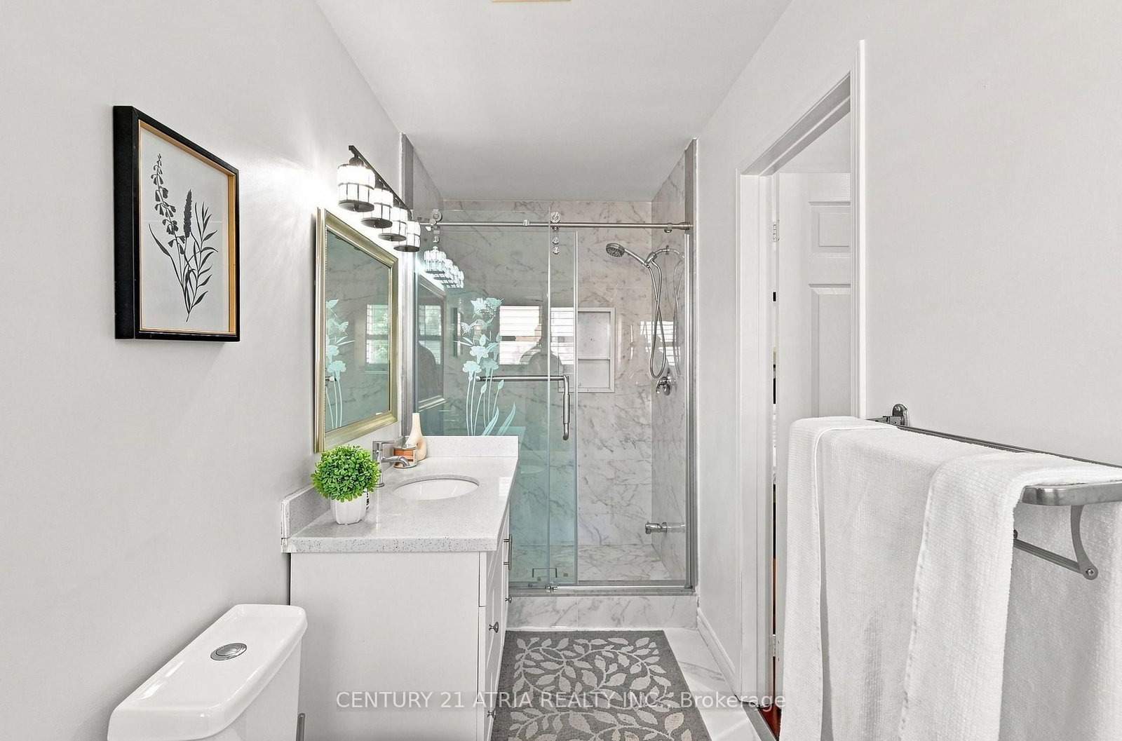 136 Rollinghill Road • Richmond Hill, ON photo 39
