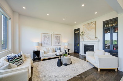 134 Hartney Drive • Richmond Hill, ON photo 9