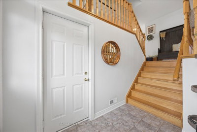 74 Wrendale Crescent • Georgina, ON photo 6