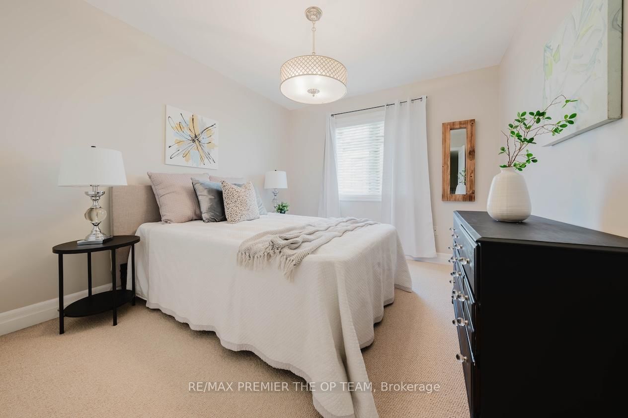 22 Adelia Place • King, ON photo 32
