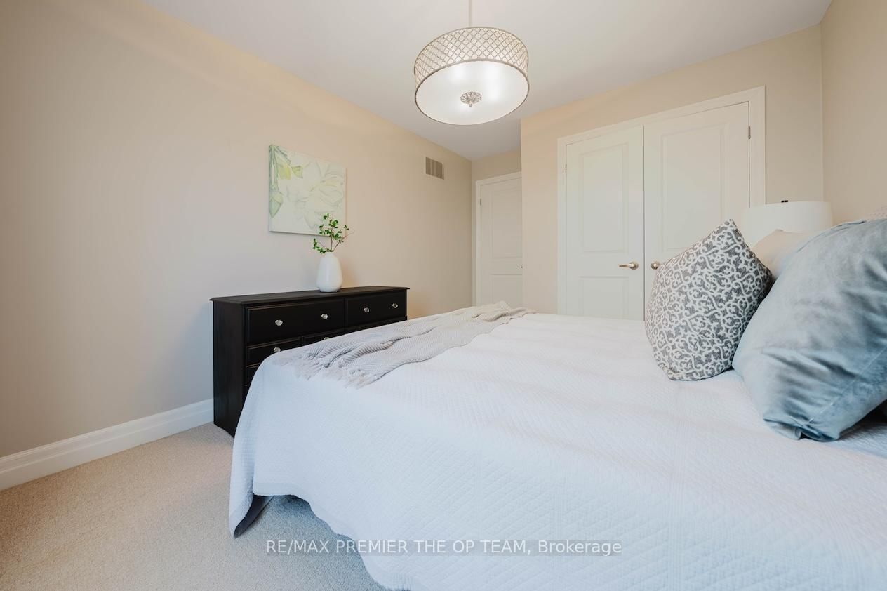 22 Adelia Place • King, ON photo 33