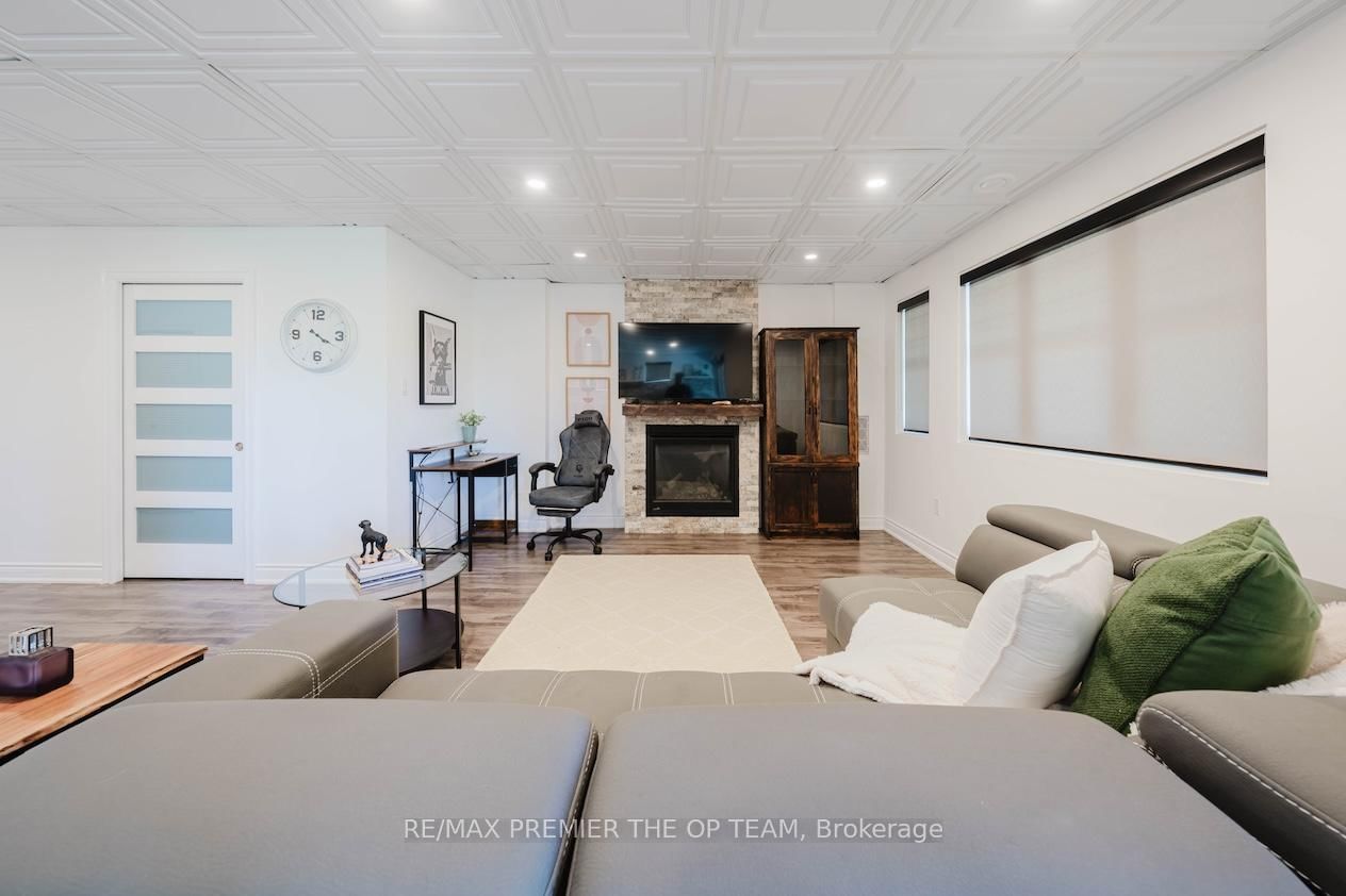 22 Adelia Place • King, ON photo 42