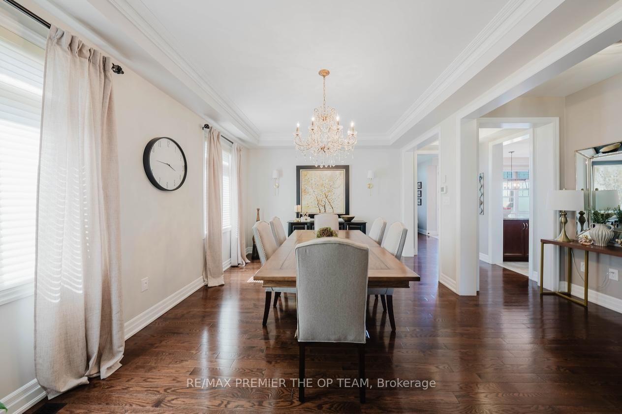 22 Adelia Place • King, ON photo 9