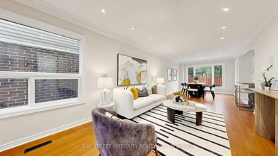 41 Jonathan Gate • Vaughan, ON photo 4