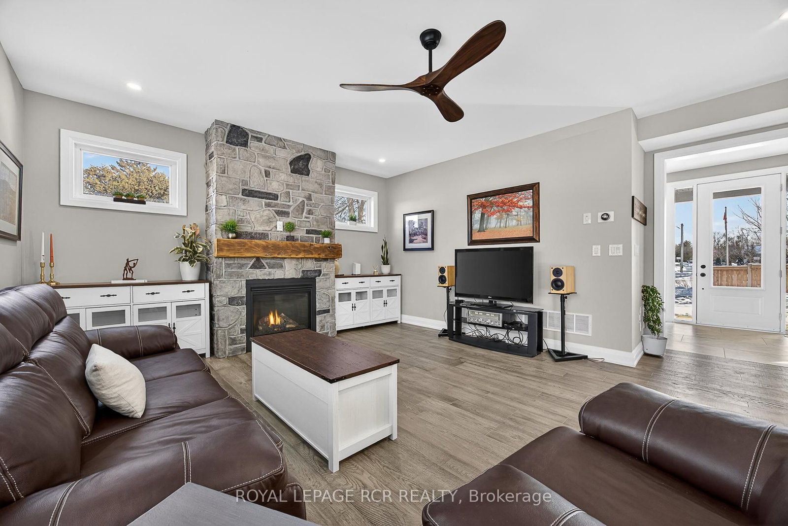 28 St. George Street • Georgina, ON photo 16