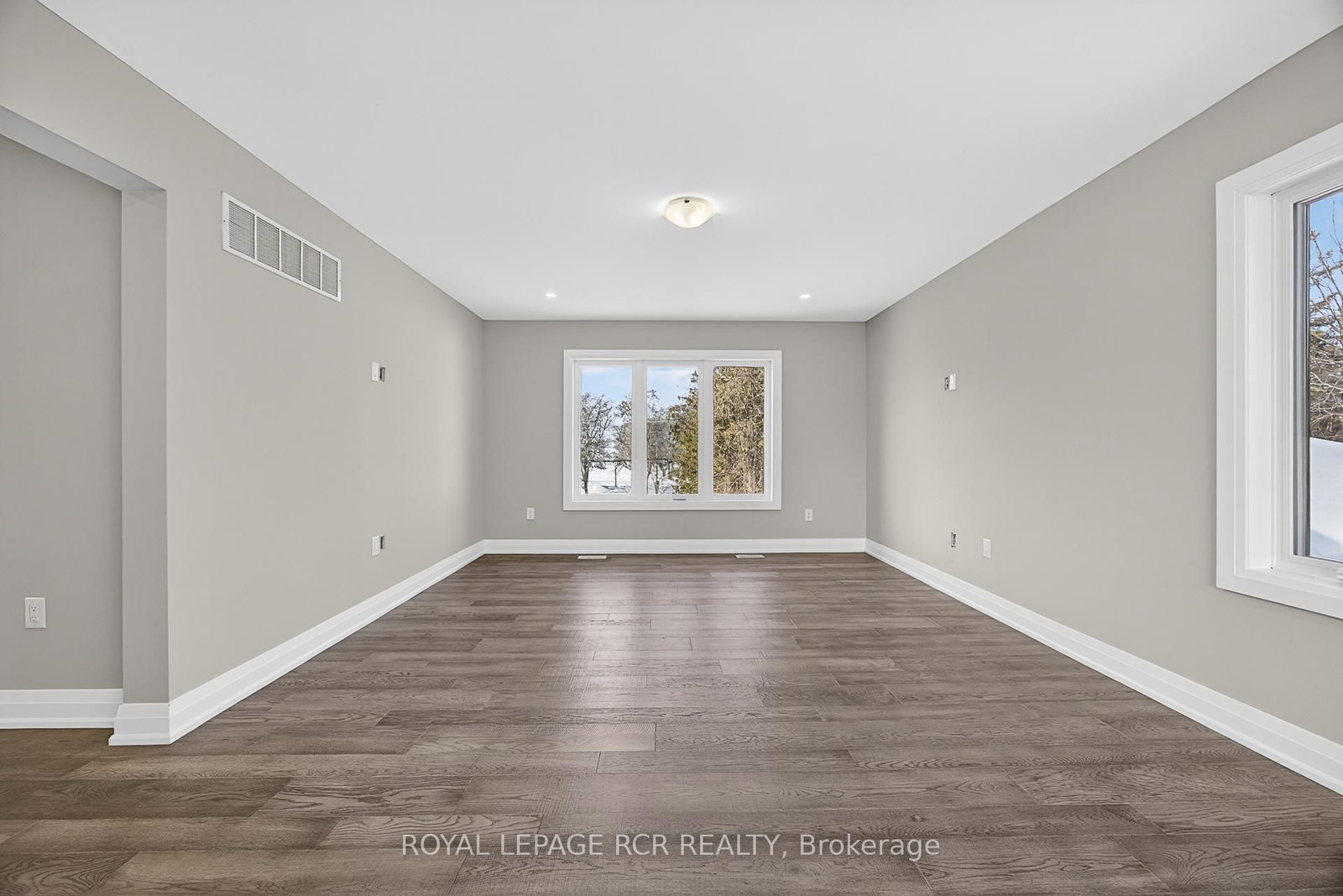 28 St. George Street • Georgina, ON photo 21