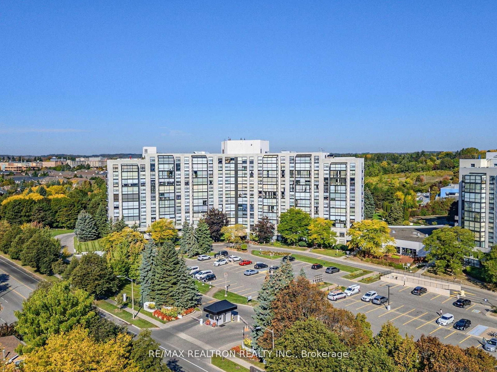 40 Harding Boulevard W • #1015 • Richmond Hill, ON photo 40