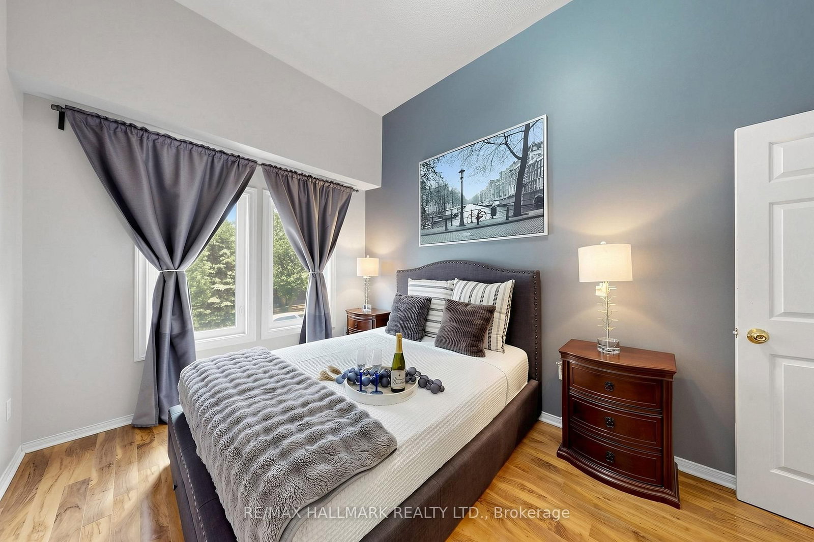 5 Evelyn Buck Lane • Aurora, ON photo 20