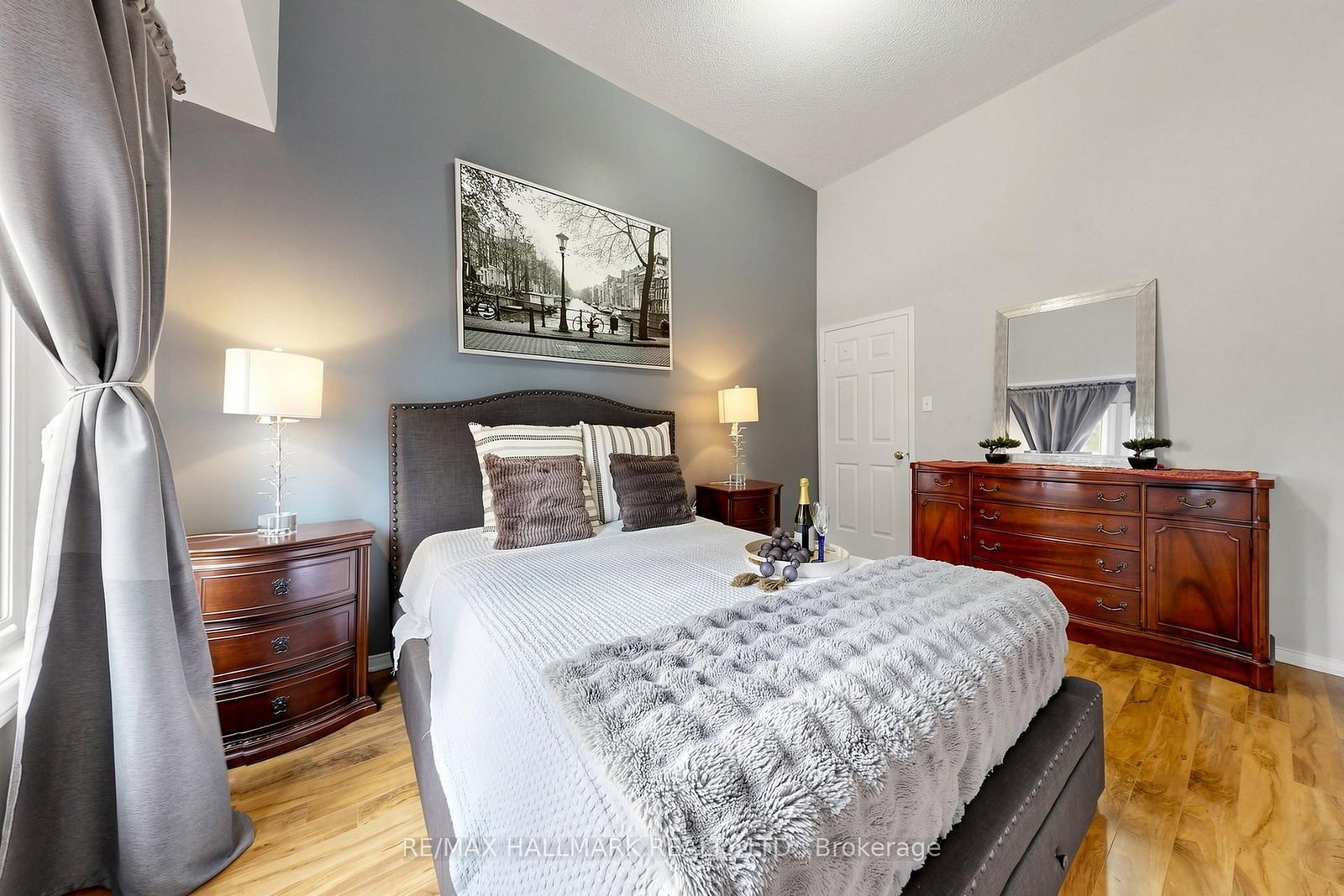 5 Evelyn Buck Lane • Aurora, ON photo 21