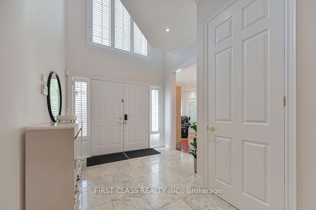 2 wainwright Avenue • Richmond Hill, ON photo 4