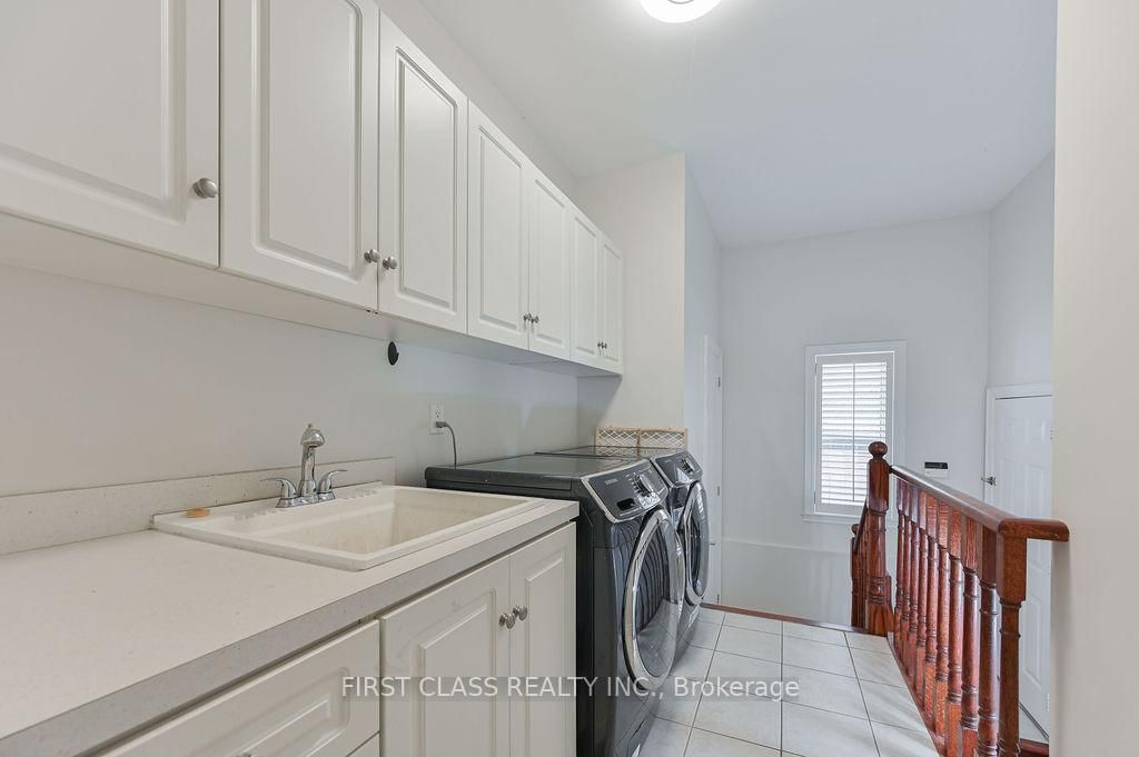 2 wainwright Avenue • Richmond Hill, ON photo 46