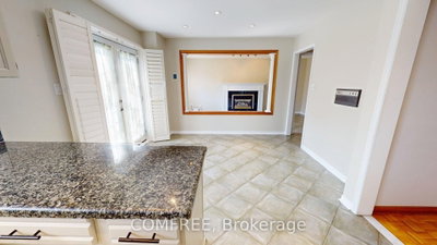 51 Venetian Crescent • Vaughan, ON photo 8