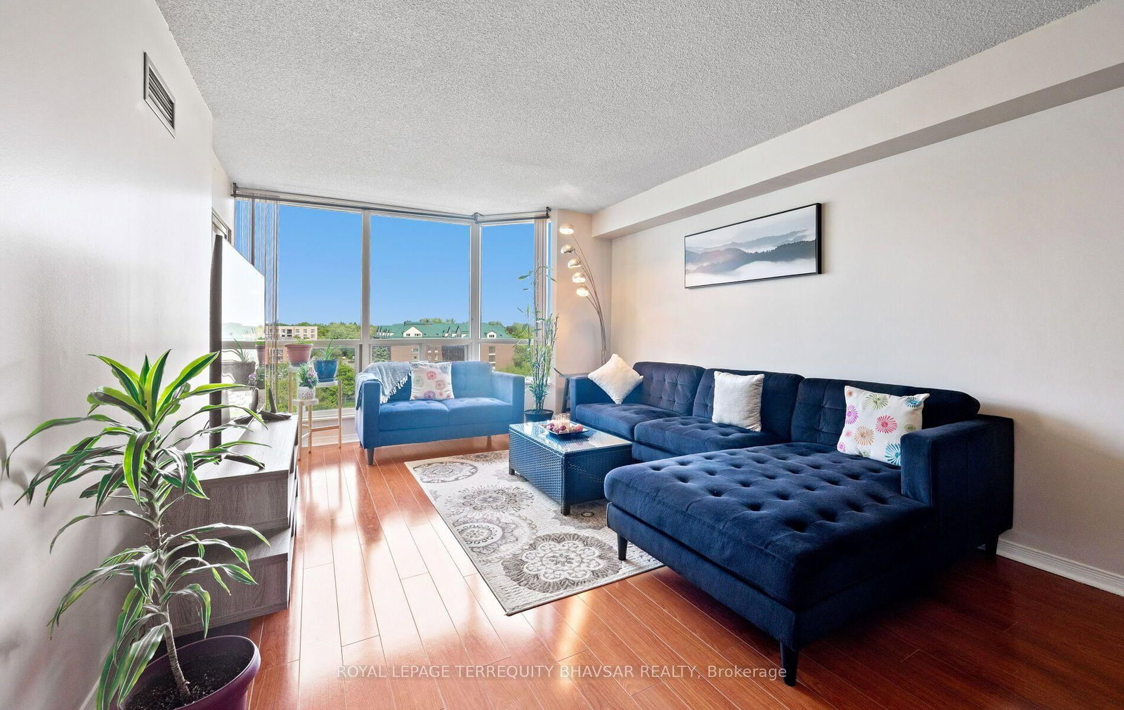 309 Major Mackenzie Drive E • #915 • Richmond Hill, ON photo 12