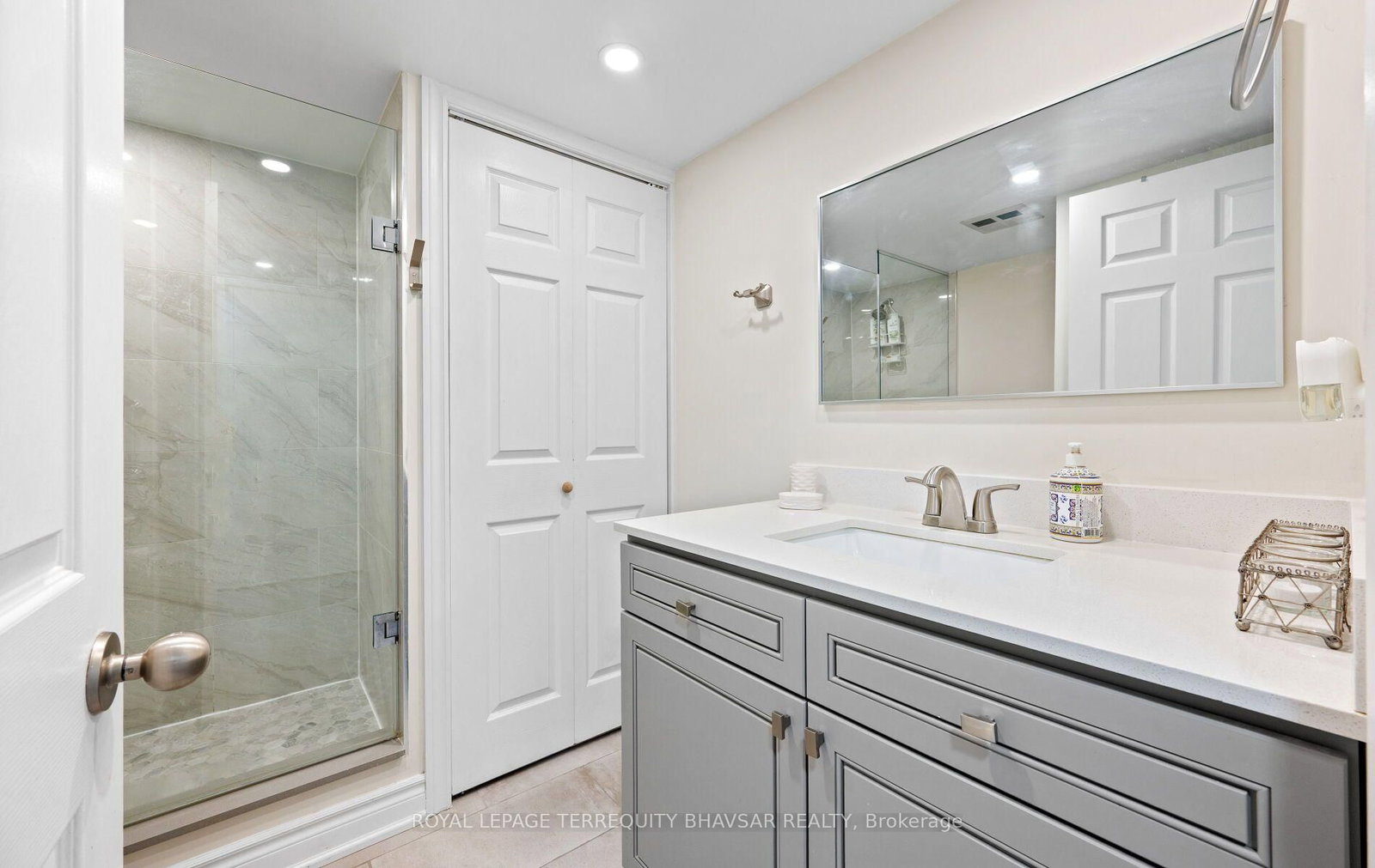 309 Major Mackenzie Drive E • #915 • Richmond Hill, ON photo 33