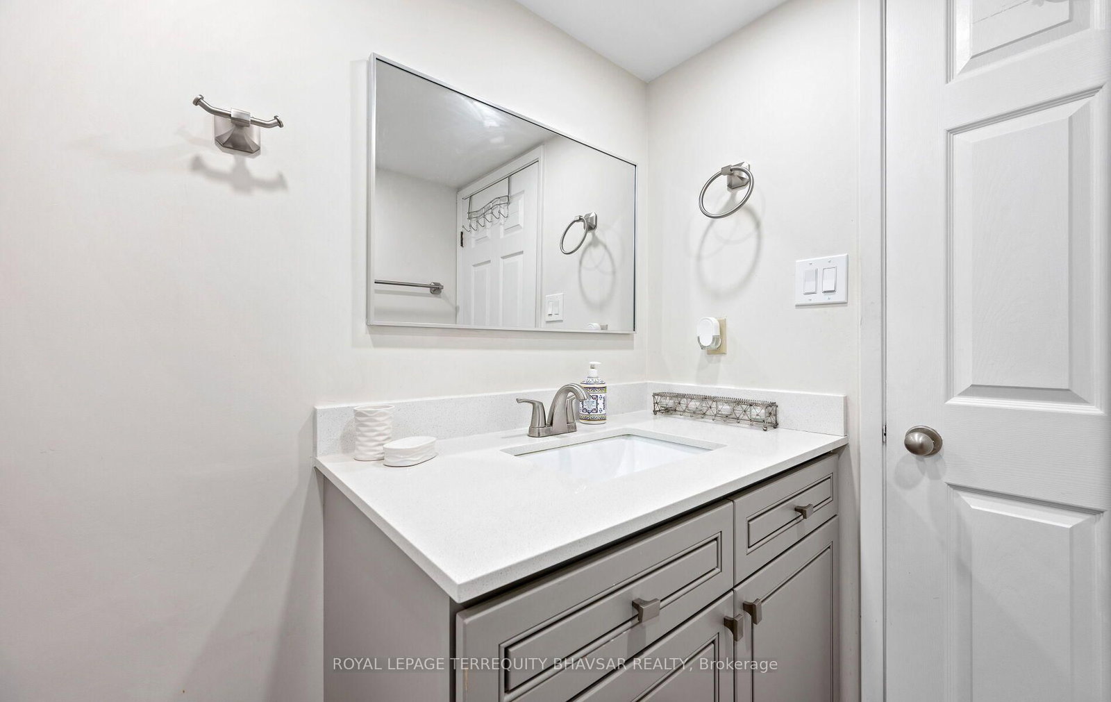 309 Major Mackenzie Drive E • #915 • Richmond Hill, ON photo 35