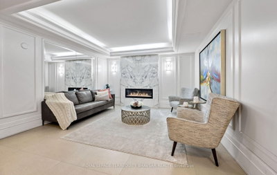 309 Major Mackenzie Drive E • #915 • Richmond Hill, ON photo 4