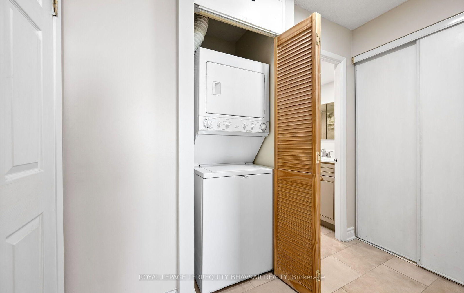 309 Major Mackenzie Drive E • #915 • Richmond Hill, ON photo 41