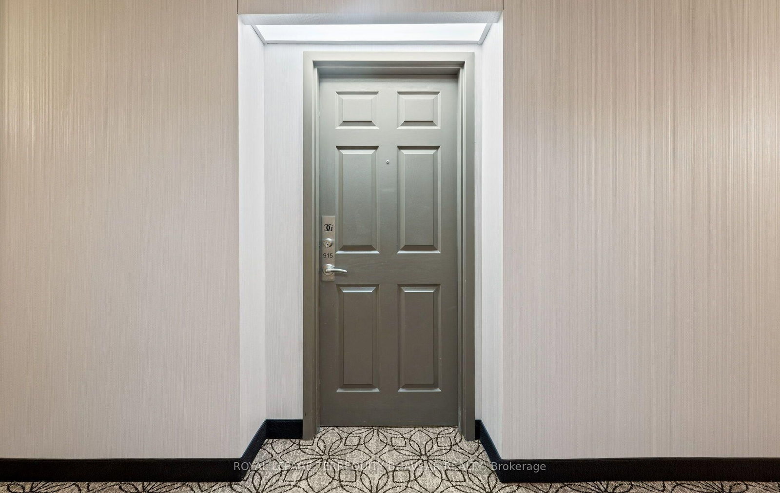 309 Major Mackenzie Drive E • #915 • Richmond Hill, ON photo 6